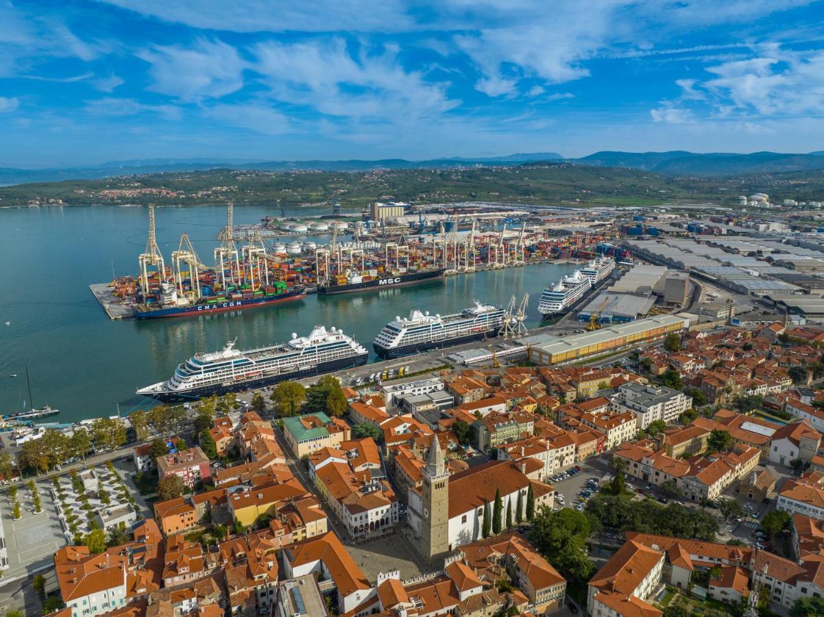 Istrian Old Town Apartment Копер Экстерьер фото